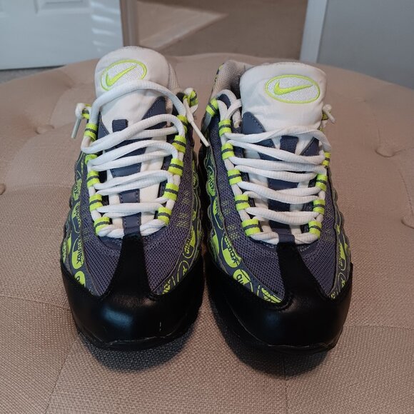 Nike Air Max 95 Youth Size 6 - Picture 3 of 6